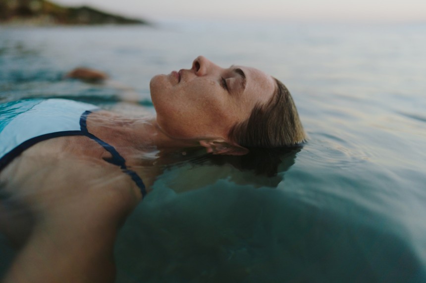 CityGirlDaily - Sea salt's Unexpected Anti-Aging Benefits (and Why Your Skin May Actually Love It)