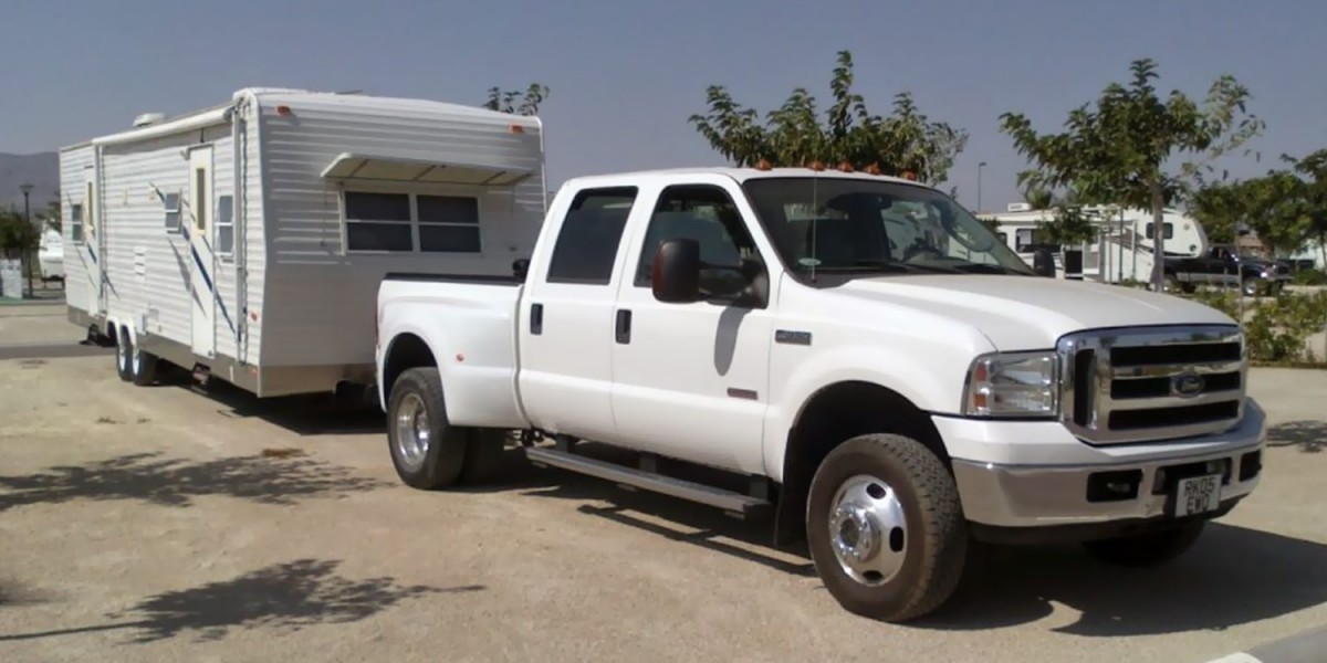 Truck or SUV Towing Near Me