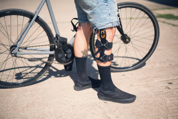 Why Cyclists Wear Knee Braces on Long-Distance Rides