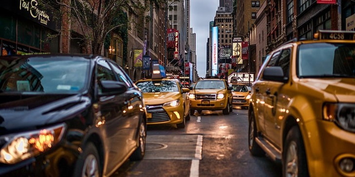 Silver Taxi Melbourne – Professional Rides Across the City