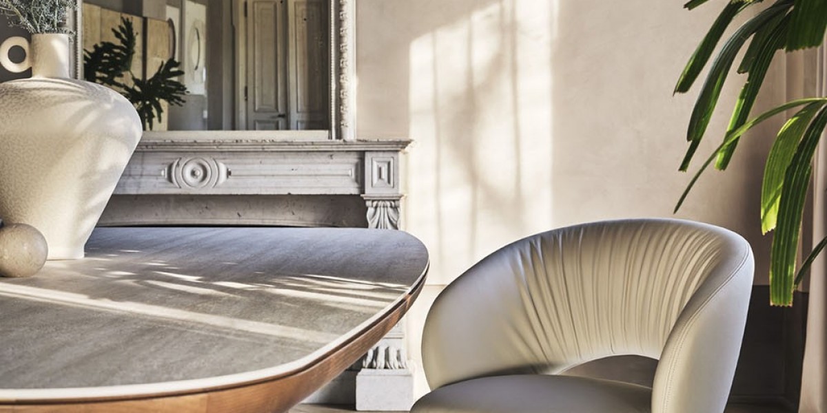 Premium Designer Chairs: The Future of Luxury Interiors in Dubai