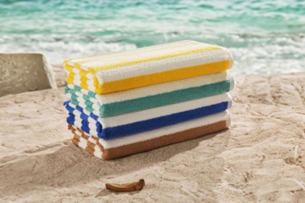 Wrap Yourself In Comfort: The Magic Of Everyday Towels | Author True Weave | Sociomix
