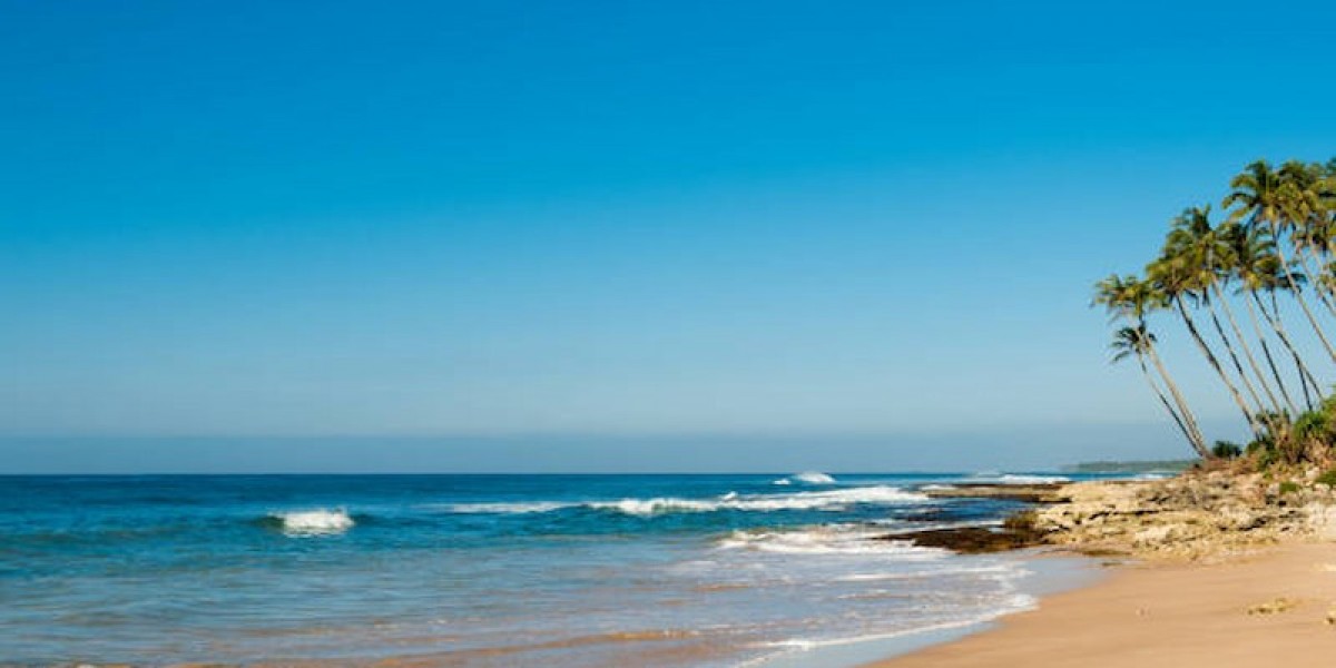 Island Paradise: White Sands, Coral Reefs & Serenity